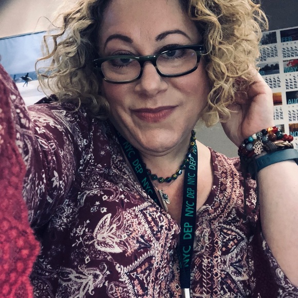 Meet your Posher, Debra - Picture 8 of 8